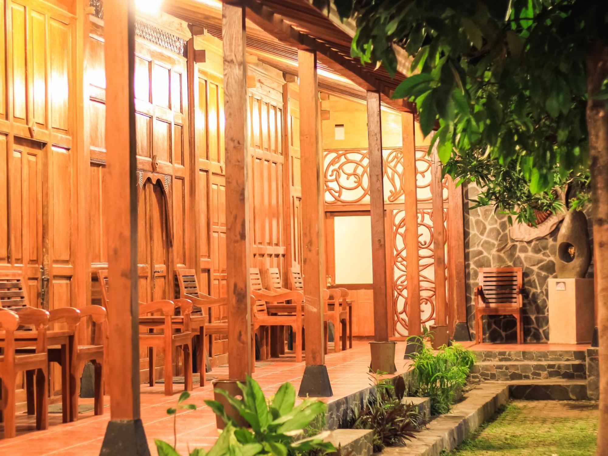 Pendhapa Art Space - Pas Limasan Homestay Prawirotaman エクステリア 写真