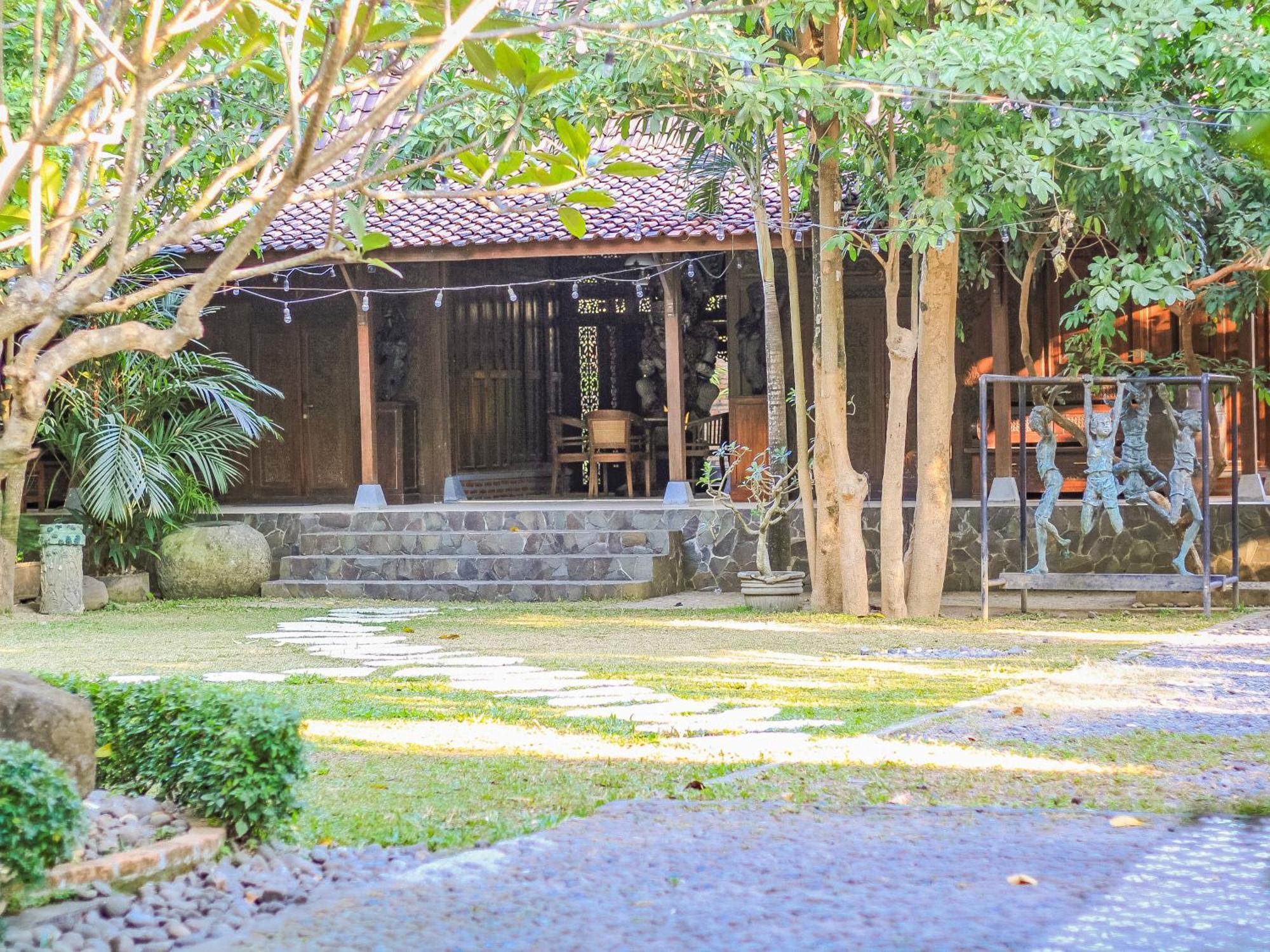 Pendhapa Art Space - Pas Limasan Homestay Prawirotaman エクステリア 写真