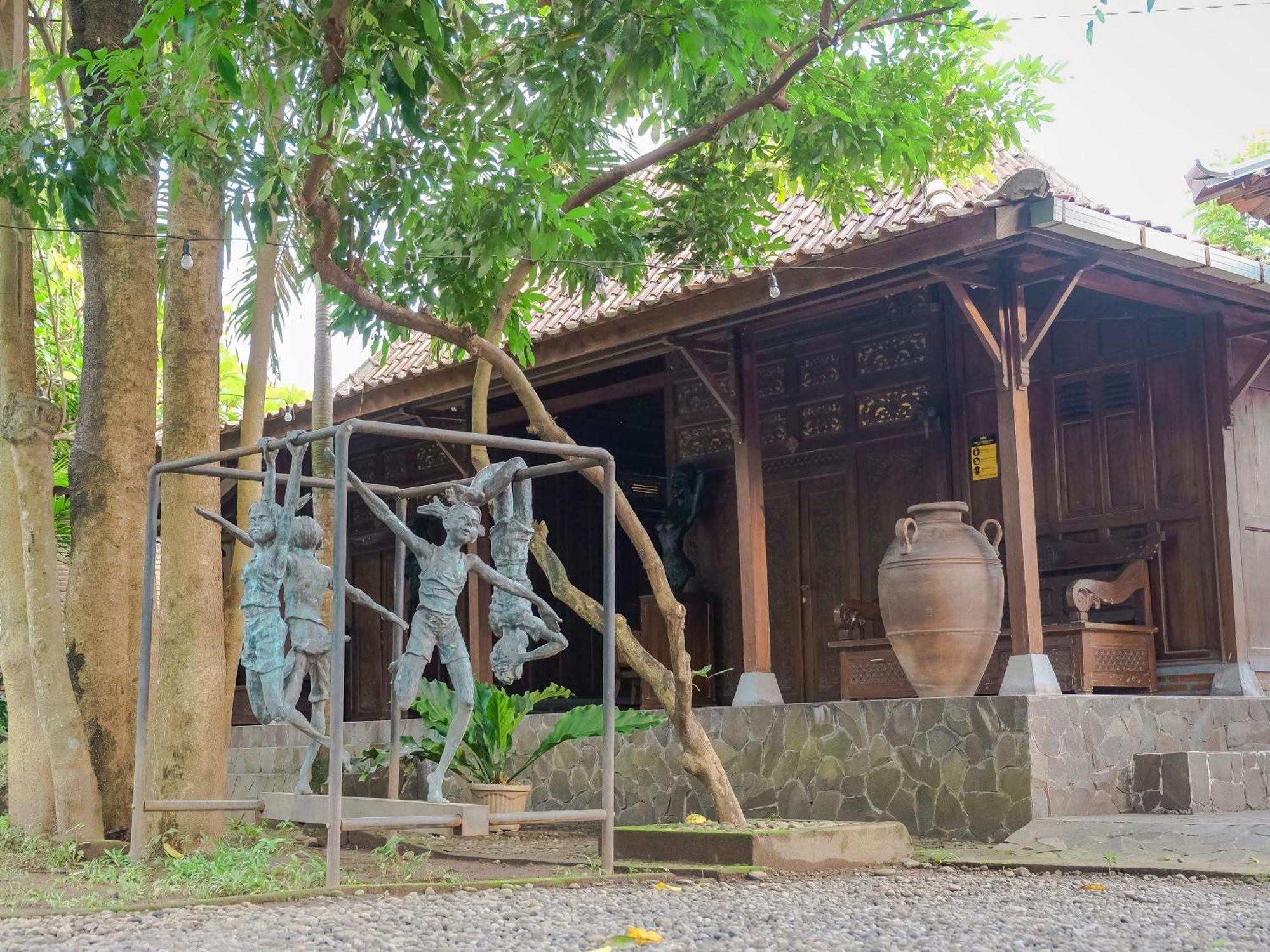 Pendhapa Art Space - Pas Limasan Homestay Prawirotaman エクステリア 写真