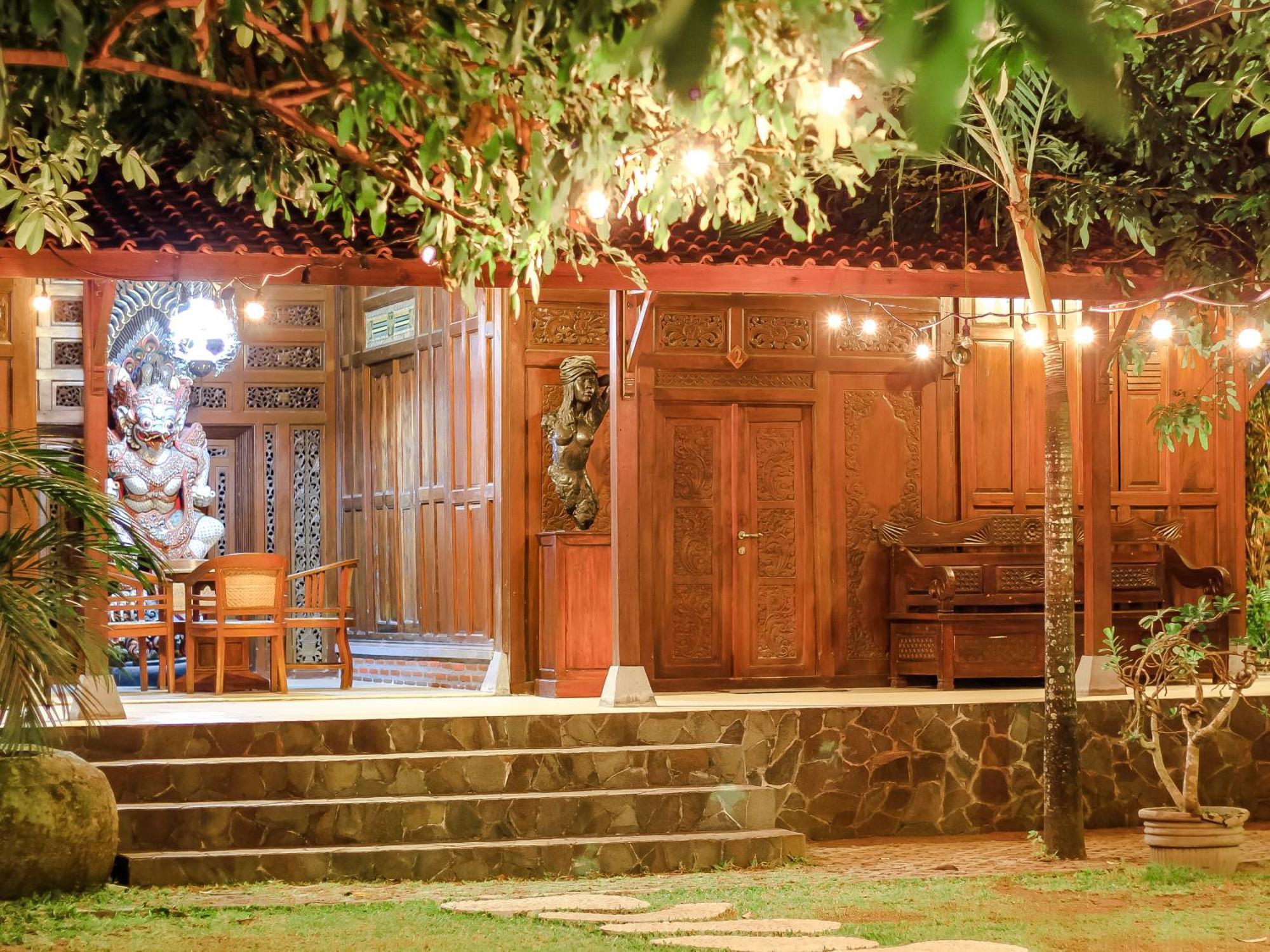 Pendhapa Art Space - Pas Limasan Homestay Prawirotaman エクステリア 写真