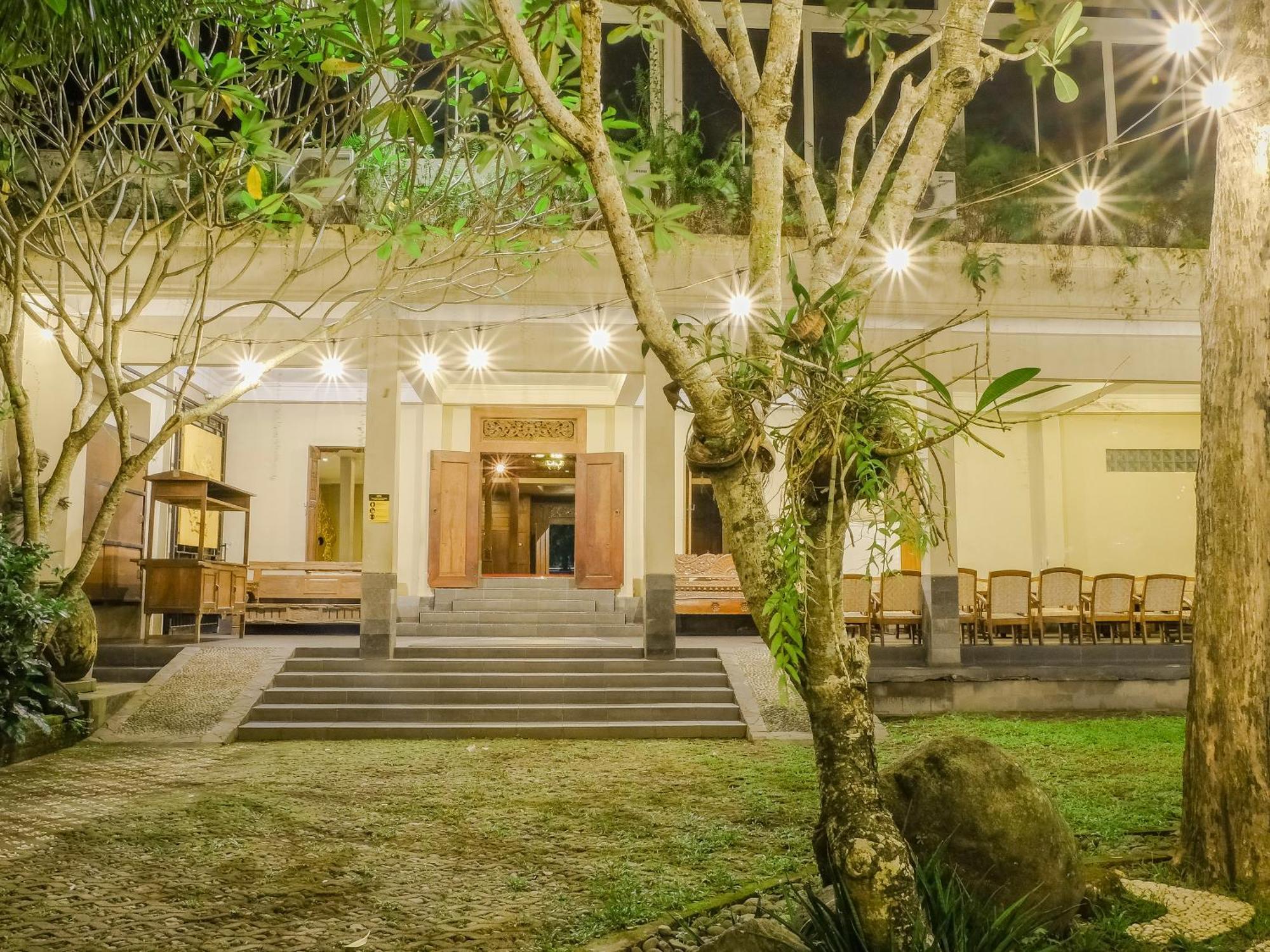 Pendhapa Art Space - Pas Limasan Homestay Prawirotaman エクステリア 写真